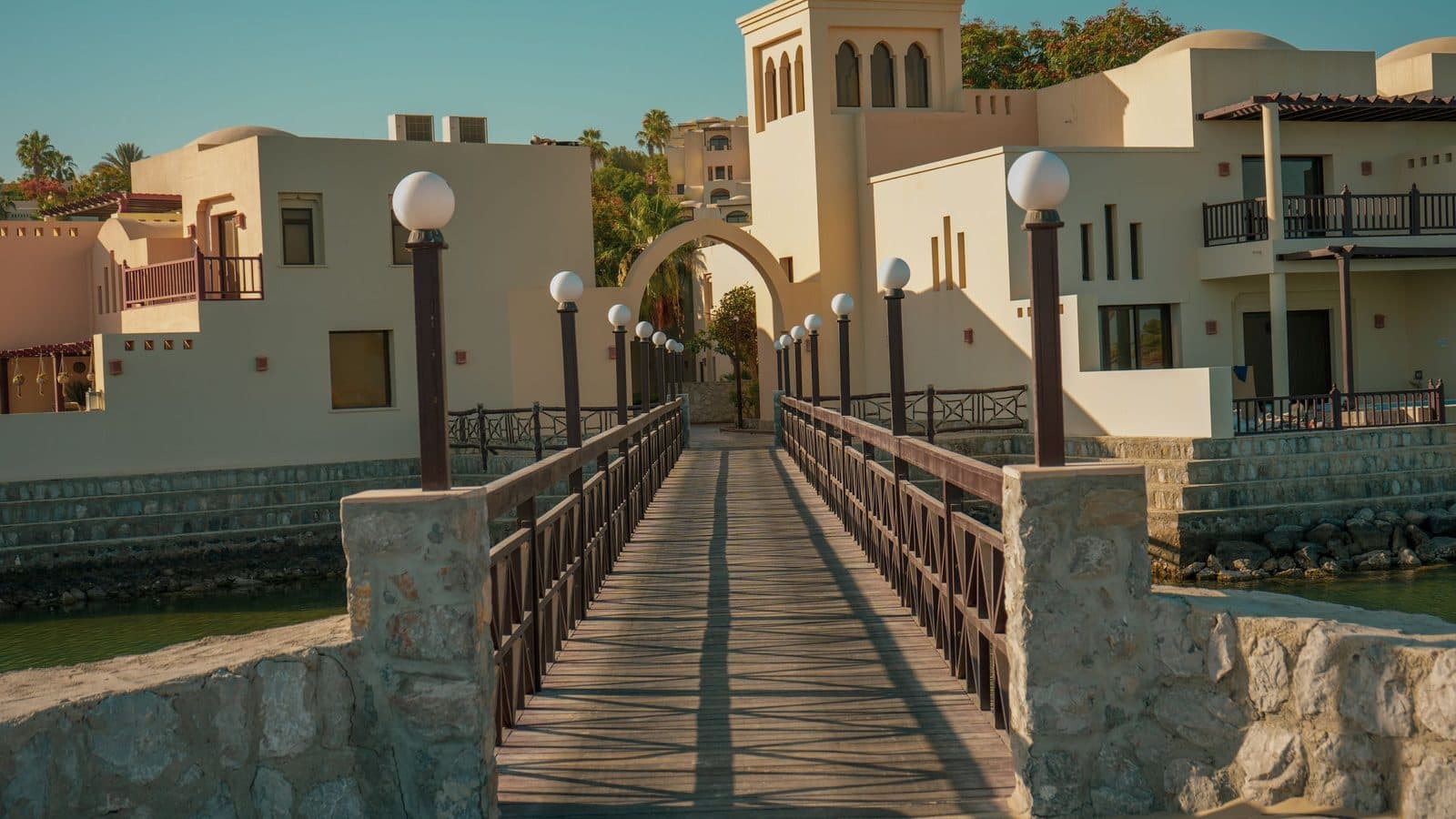 Al Hamra Village — distressed-property landscape
