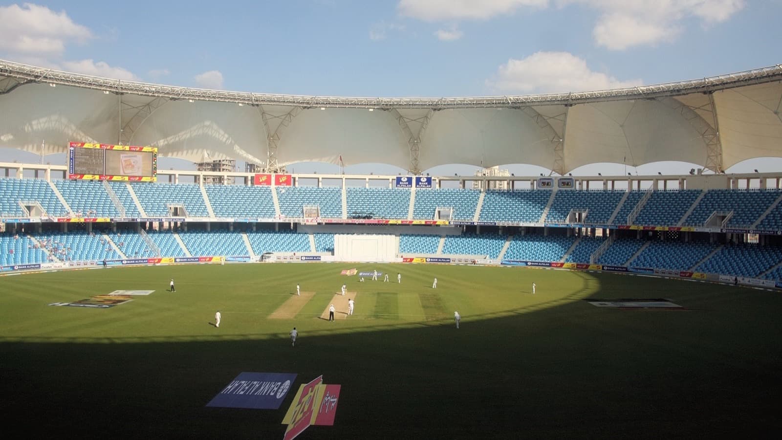 Dubai Sports City — distressed-property landscape